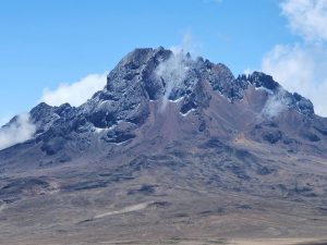 mount kilimanjaro trek